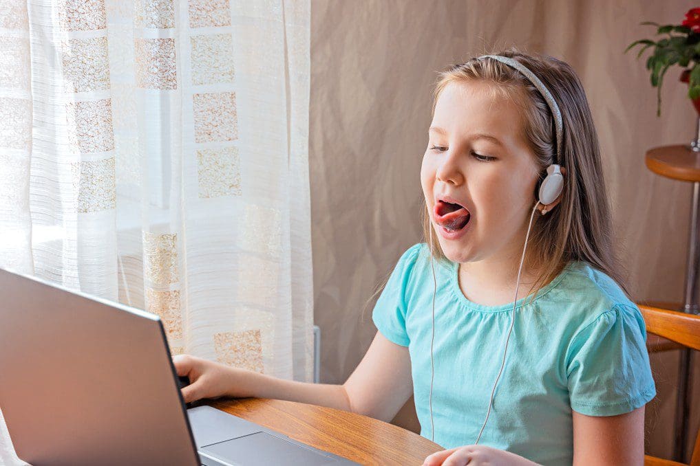 Child in speech therapy